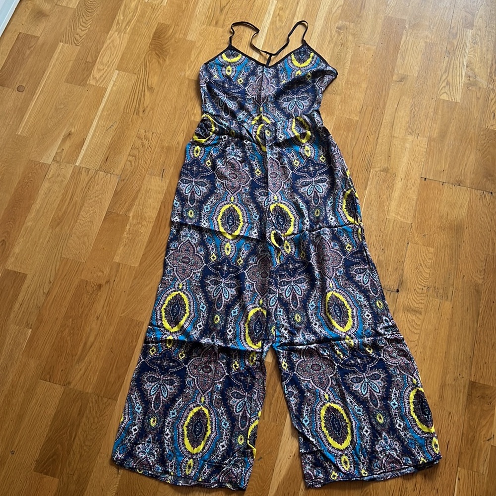 ☀️F21 paisley jumper